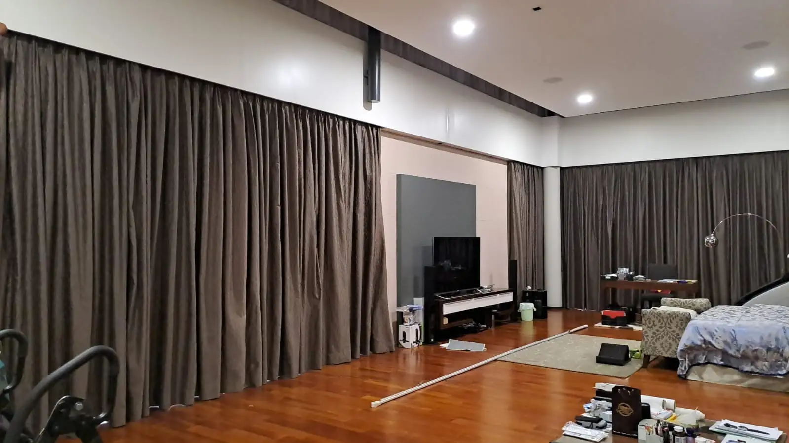Mr. Dan House